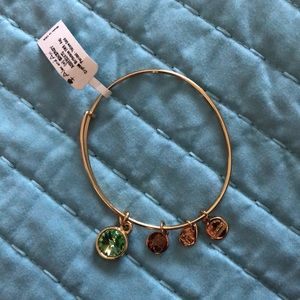 *August* Alex and Ani NWT crystal Peridot bracelet